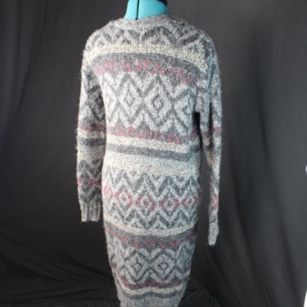 Universal Thread Long Sweater - Picture 1 of 4
